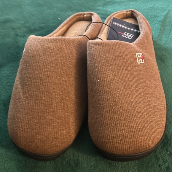 Home ideas Men’ soft Brown Slippers - Picture 3 of 4